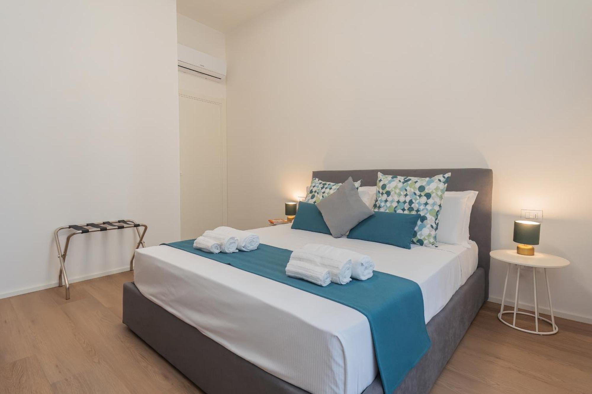 Appartement Manaraquattro - In Near The Center With Free Parking -